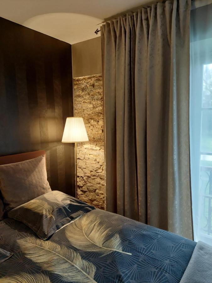 La Chambre Et Le Studio Du Chateau Du Golf De Bernalmont Liège Dış mekan fotoğraf